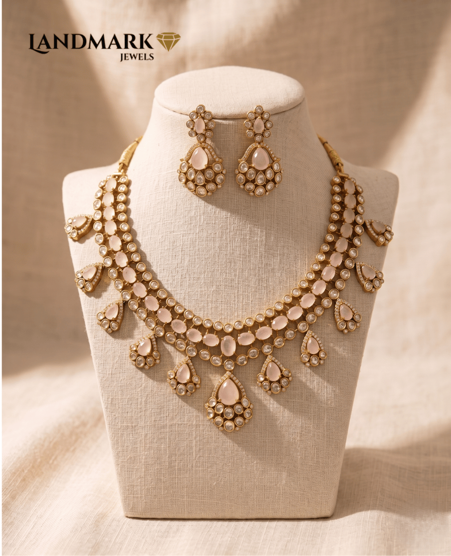 rose-quartz-polki-style-kundan-necklace-set-with-matching-drop-earrings