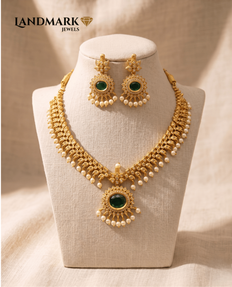 royal-emerald-gold-plated-choker-set-with-pearl-accents